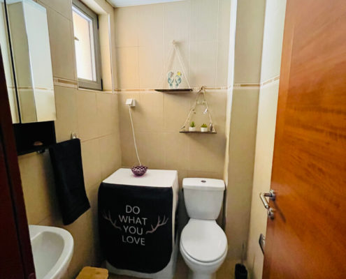 Second bathroom with separate toilet and washing maschine - also with window