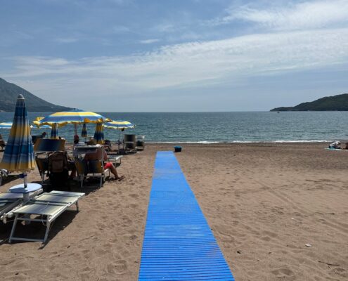 BECICI BEACH - „Bečićka plaža“