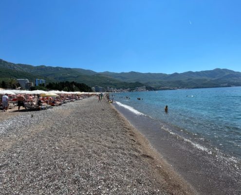Strand in Beci, Budva, Montenegro