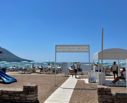 Strand in Beci, Budva, Montenegro
